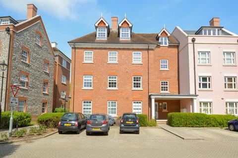 2 bedroom flat to rent, St Agnes Place, Chichester, PO19