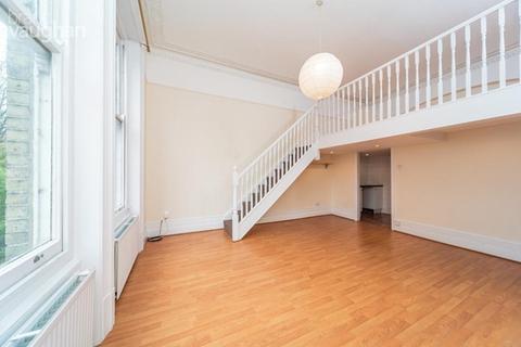 2 bedroom ground floor flat to rent, Tisbury Road, Hove BN3 3BB