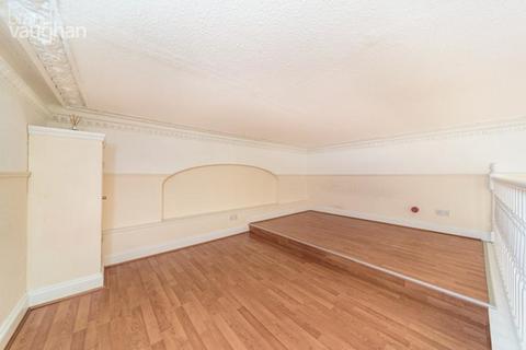 2 bedroom ground floor flat to rent, Tisbury Road, Hove BN3 3BB