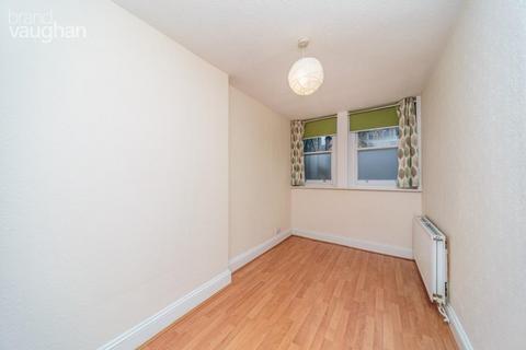 2 bedroom ground floor flat to rent, Tisbury Road, Hove BN3 3BB