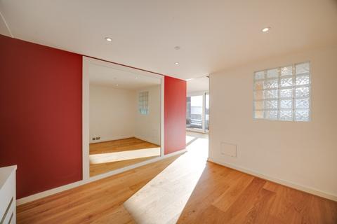 undefined, Southwood Lawn Road, Highgate Village, N6