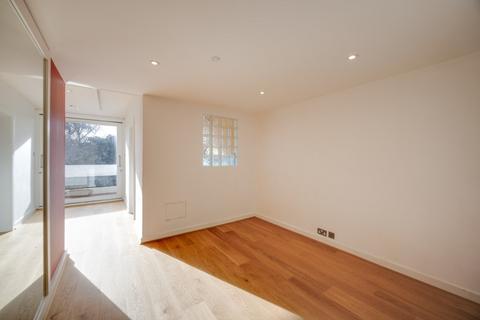 undefined, Southwood Lawn Road, Highgate Village, N6