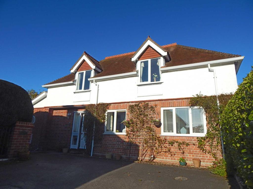 Colway Lane, Lyme Regis, Dorset 3 bed detached house £385,000
