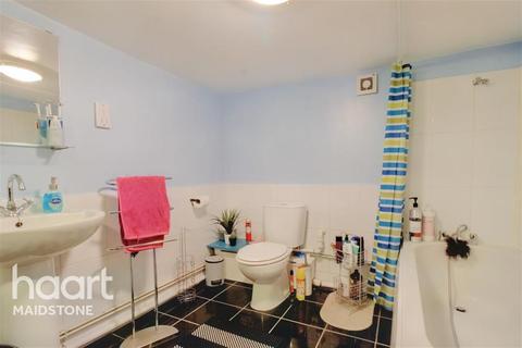 1 bedroom flat to rent - Florence Road, ME16