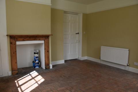 2 bedroom detached house to rent, Chippenham Park, Chippenham