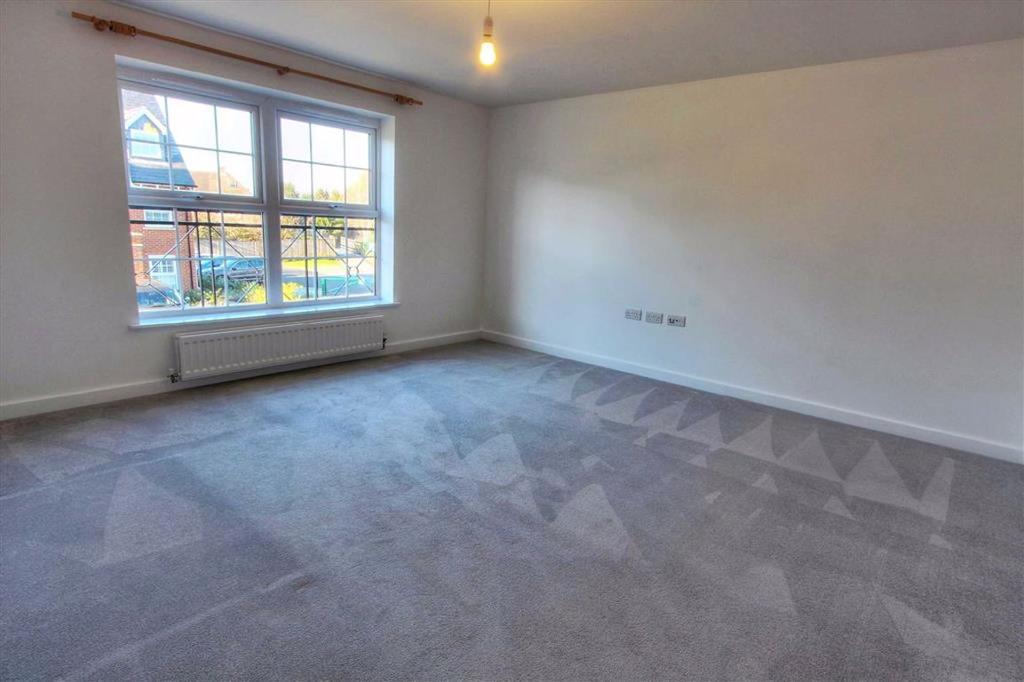 Brick Lane, Romsey, Hampshire 2 bed flat £995 pcm (£230 pw)