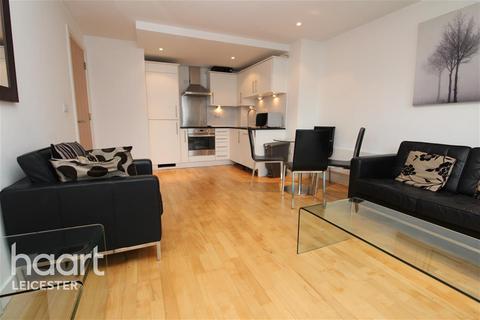 1 bedroom flat to rent, Colton Square