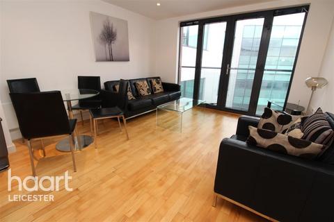 1 bedroom flat to rent, Colton Square