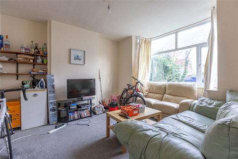 3 bedroom terraced house to rent, Park Road, Northville, Bristol, BS7