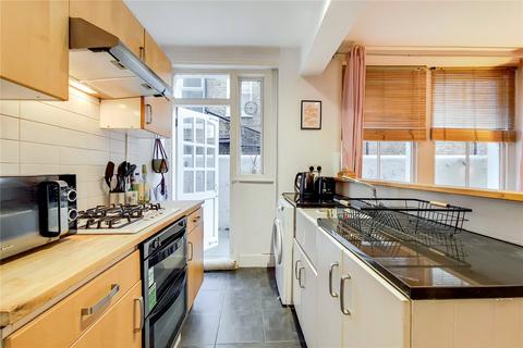 3 bedroom flat to rent, Latchmere Road, Battersea, London