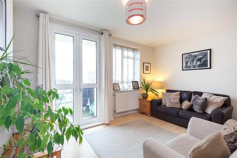 2 bedroom flat to rent, Cotman House, Townshend Estate, London