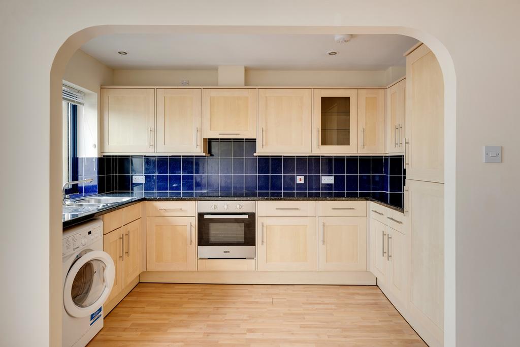 Kitchen ()