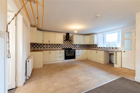 5 bedroom detached house to rent, Pitskelly Farm House, Balbeggie, Perth, Perth and Kinross, PH2