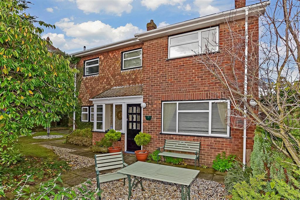 Jarvist Place, Kingsdown, Deal, Kent 3 bed detached house for sale £475,000
