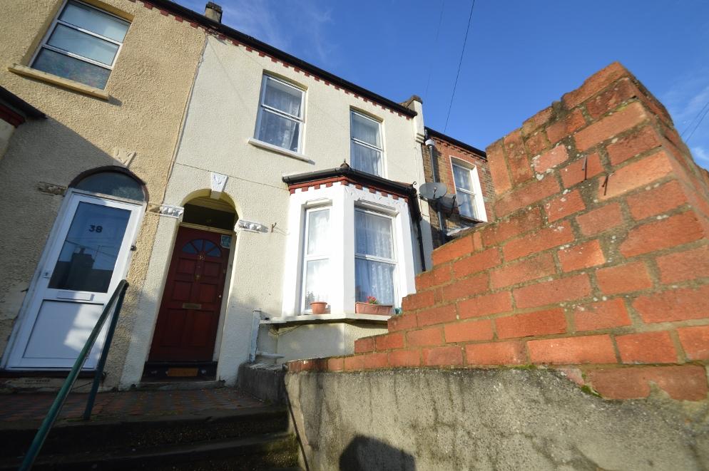 Riverdale Road, Plumstead, London SE18 3 bed terraced house £350,000