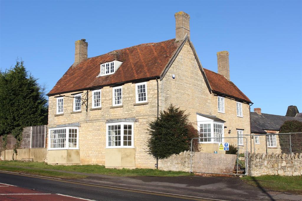 Chantry house towcester building