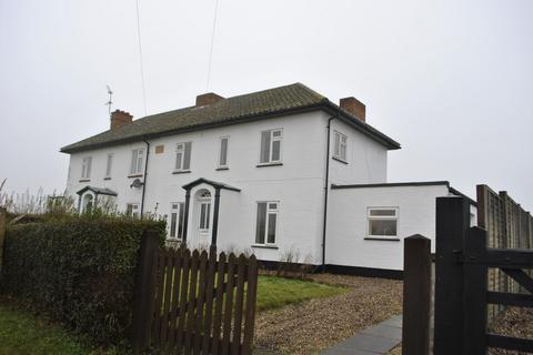 3 bedroom semi-detached house to rent, Palace Lane, Chippenham