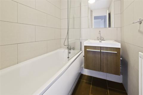 3 bedroom flat to rent, Goldman Close, Bethnal Green, London, E2