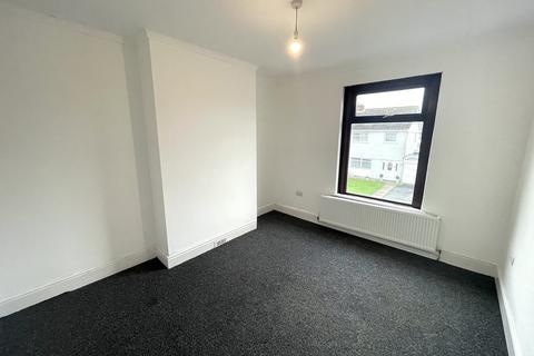 3 bedroom terraced house to rent, Whittington Terrace, Gorseinon, SA4 4DR