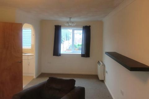 2 bedroom apartment to rent, Longhope Road, Manchester, M22