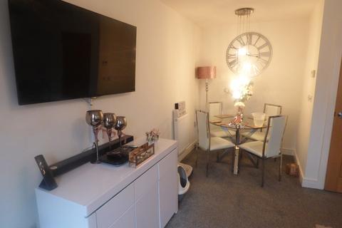 2 bedroom end of terrace house to rent, Greenhill Road, Kingsteignton