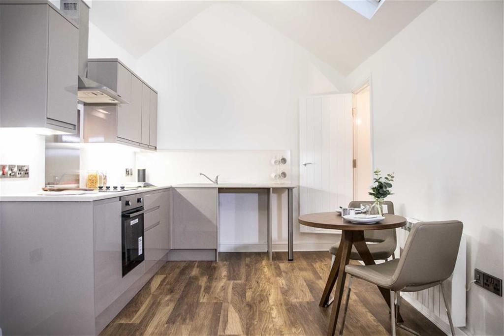 Millstone Lane, Leicester 1 bed apartment £130,000