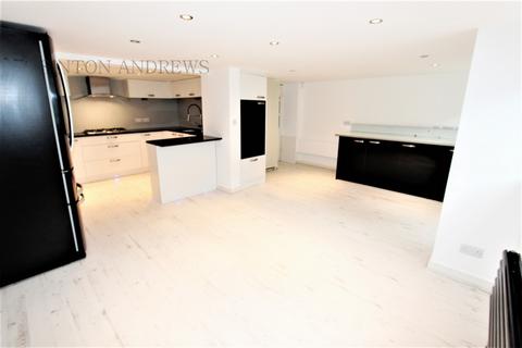 undefined, Highview Road, Ealing, W13