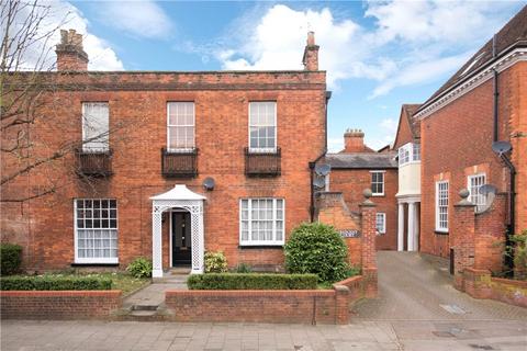 undefined, The Crescent, Bedford, Bedfordshire, MK40