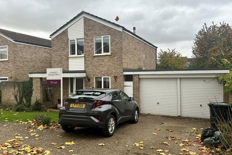 4 bedroom detached house to rent, Manor Close, Clifton, Shefford, SG17