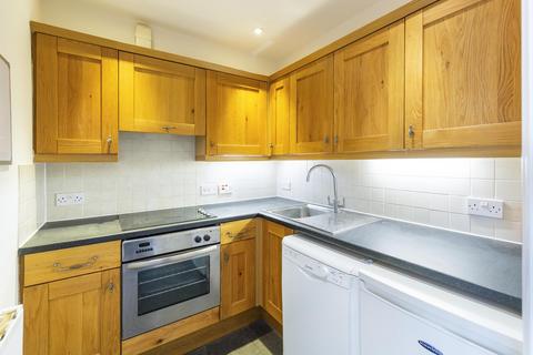 2 bedroom flat to rent, Hampton Park, Redland