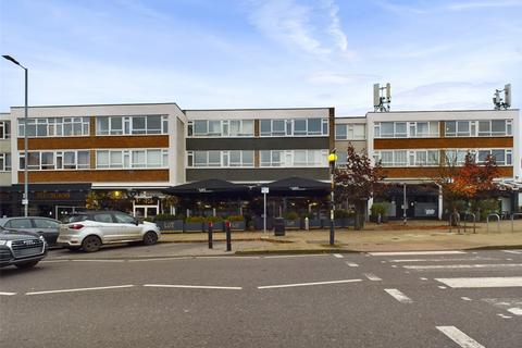 2 bedroom apartment for sale, Hutton Road, Shenfield, Brentwood, Essex, CM15