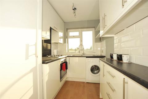 2 bedroom apartment for sale, Hutton Road, Shenfield, Brentwood, Essex, CM15