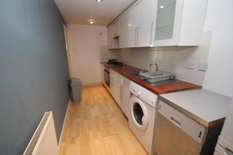 1 bedroom flat to rent - HAREHILLS AVENUE, LEEDS, LS8 4ET