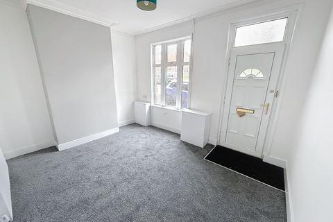 2 bedroom terraced house to rent, St Michaels Road, Stoke-on-Trent, ST6 6LE