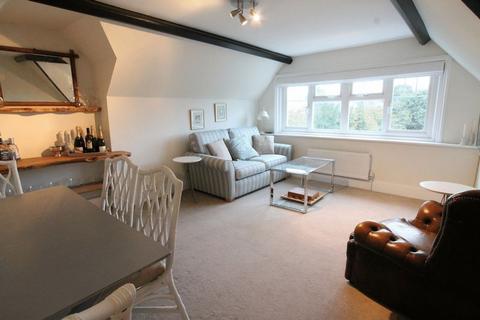 2 bedroom apartment to rent, Deanery Road, Godalming GU7
