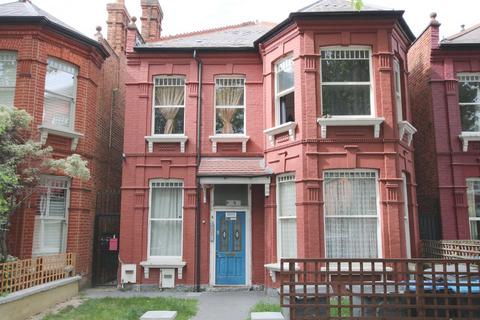 Studio to rent, Anson Road, Cricklewood, NW2