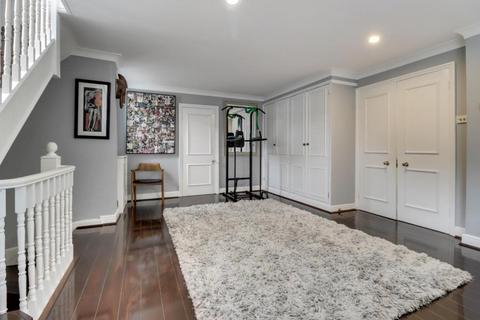 4 bedroom terraced house to rent, Randolph Road, Maida Vale, London, W9