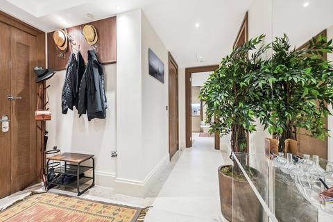 2 bedroom apartment for sale, Strand, Covent Garden, WC2R