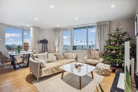 2 bedroom flat to rent, Lombard Wharf, 12 Lombard Road, London