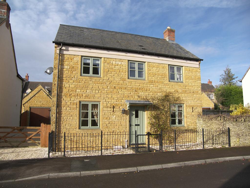 Castle Nurseries Chipping Campden 3 Bed Property 385 000 Image 1 Of 9