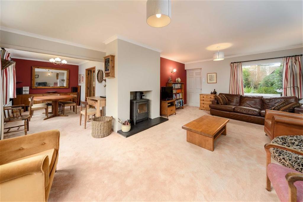 Blacklow Road, Warwick, CV34 5 bed detached house £535,000