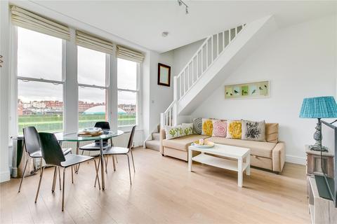 1 bedroom flat to rent - Comeragh Road, London