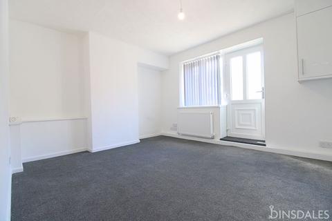 2 bedroom apartment to rent, Regency Court, Off Whetley Lane, Bradford, BD8 9EX