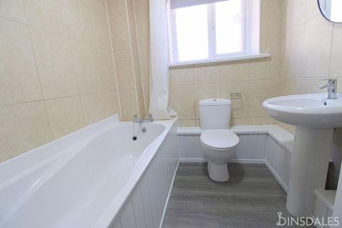 2 bedroom apartment to rent, Regency Court, Off Whetley Lane, Bradford, BD8 9EX