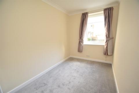 2 bedroom flat to rent, Bassett