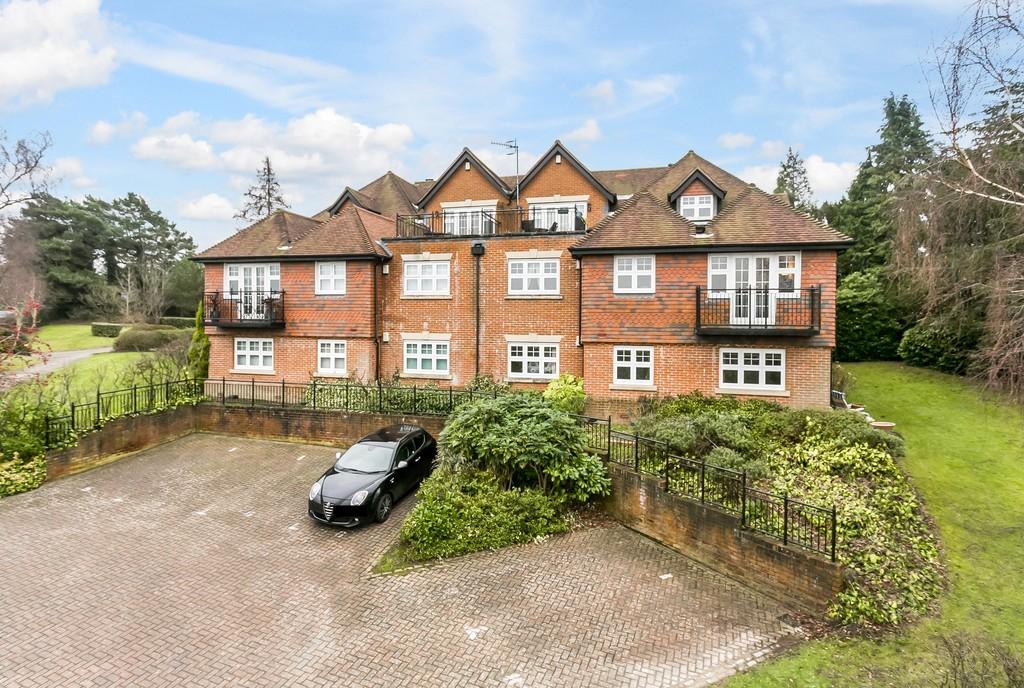 Forest Road, Tunbridge Wells 2 bed apartment £275,000