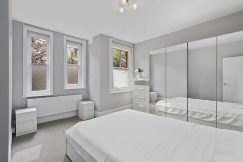 2 bedroom flat to rent, Castellain Road, Maida Vale, W9