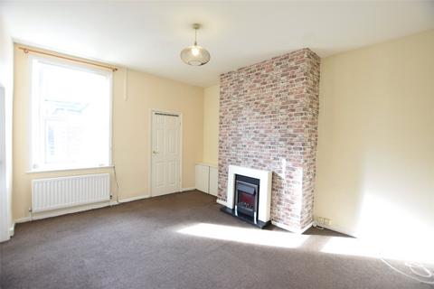 3 bedroom apartment to rent, Shipcote Terrace, Gateshead, NE8