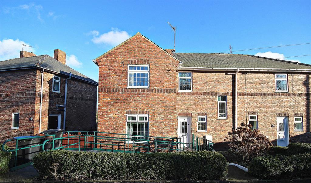 Elm Crescent, Kimblesworth, Chester Le Street 4 bed semidetached house