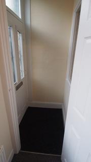 2 bedroom terraced house to rent, Stoney Street, Bb11